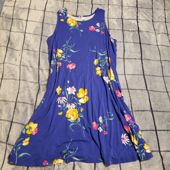 Old Navy Dresses & Skirts - Old Navy Sleeveless T-shirt Dress